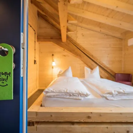 여관 Landgasthof Kreuz 3*