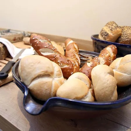 Landgasthof Kreuz 여관 3*