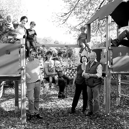 بيت ريفي Landgasthof Kreuz كونستانز