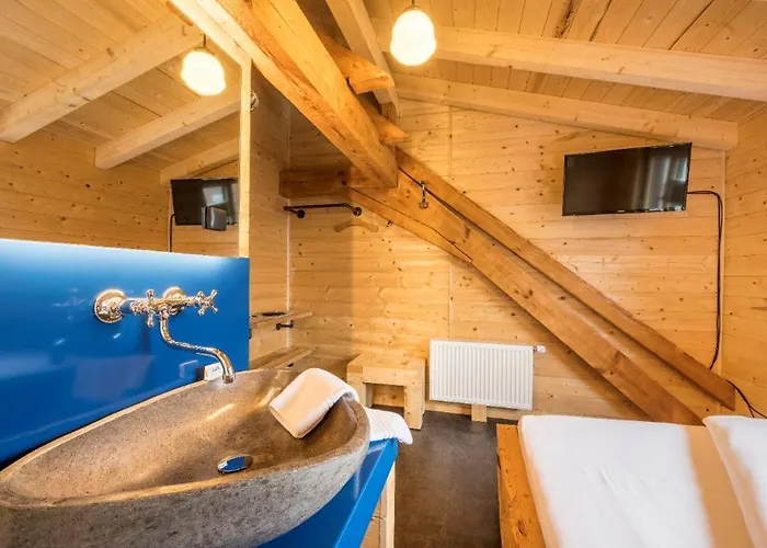 Landgasthof Kreuz Penzion 3*