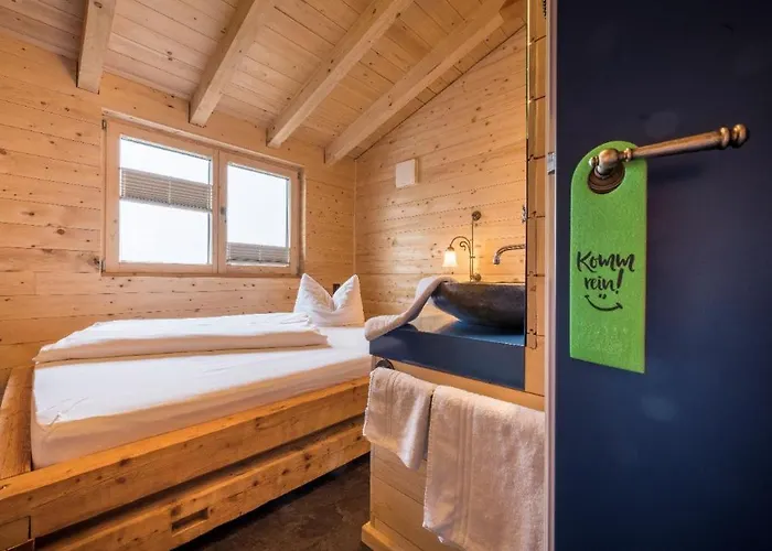 Landgasthof Kreuz Penzion Kostnice