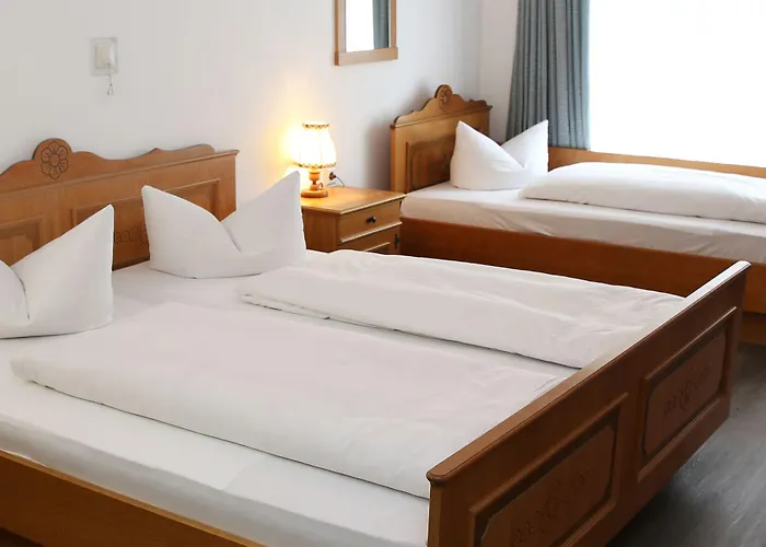 Landgasthof Kreuz Penzion Kostnice