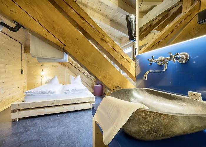 Landgasthof Kreuz Kostnice